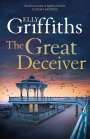 Elly Griffiths: The Great Deceiver, Buch