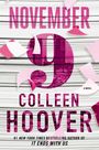 "NOVEMBER 9 COLLEEN HOOVER A NOVEL" in Pink auf Holztextur mit herabfallenden Papierblättern.