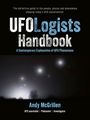 „UFOMLogists Handbook: A Contemporary Explanation of UFO Phenomena“ von Andy McGrillen. Nachthimmel mit Lichtern.