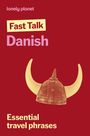 „Fast Talk Danish“ und „Essential travel phrases“. Ein Wikingerhelm mit Hörnern vor rotem Hintergrund.