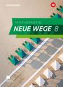 "MATHEMATIK NEUE WEGE 8" Text auf grünem Banner, Westermann-Logo, Strand mit grünen und weißen Sonnenschirmen von oben.