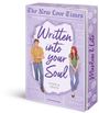 „Written into your Soul“ von Saskia Louis, lila Hintergrund, Illustration eines Mannes und einer Frau.