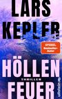 Titel: "Höllenfeuer". Autor: "Lars Kepler". Genre: Thriller. Hintergrund in lila und blau mit Pflanzen.