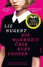 „Die Wahrheit über Ruby Cooper“ von Liz Nugent. Eine Frau mit kurzem Haar, schwarzem Kleid und weißem Kragen auf pinkem Hintergrund.
