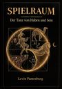 „SPIELRAUM. Der Tanz von Haben und Sein. Levin Pantenburg.“ Illustration mit einem Mond, Narr, Kamel, Löwe und Kind.