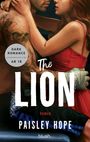 "Dark Romance Leseempfehlung ab 18. The Lion, Roman von Paisley Hope. Illustration eines tätowierten Paares in inniger Umarmung."