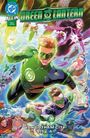 "ALL IN GREEN LANTERN", "VON GOTHAM CITY BIS L.A."; kämpfende, fliegende Superhelden in grünen Anzügen, farbenfroh und dynamisch.