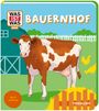 „BAUERNHOF“, „Ab 3 Jahren“. Illustration: Kuh auf Wiese, Bauernhof im Hintergrund, gelbe Hühner, blauer Himmel.