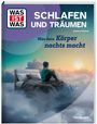 „WAS IST WAS – SCHLAFEN UND TRÄUMEN. Was dein Körper nachts macht“, Person im Bett in Wolkenlandschaft, im Hintergrund Sonnenaufgang.