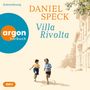 "Autorenlesung, Daniel Speck, Villa Rivolta, argon hörbuch. Zwei Kinder rennen fröhlich neben einem Gebäude."