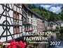 Text: "FASZINATION FACHWERK Architekturkalendar 2027". 
Fachwerkhäuser an einem Fluss, umgeben von Wald.